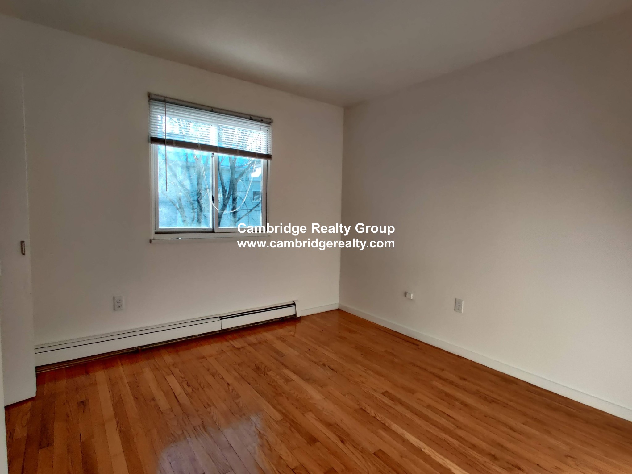 9 Fort Washington Pl, Cambridgeport