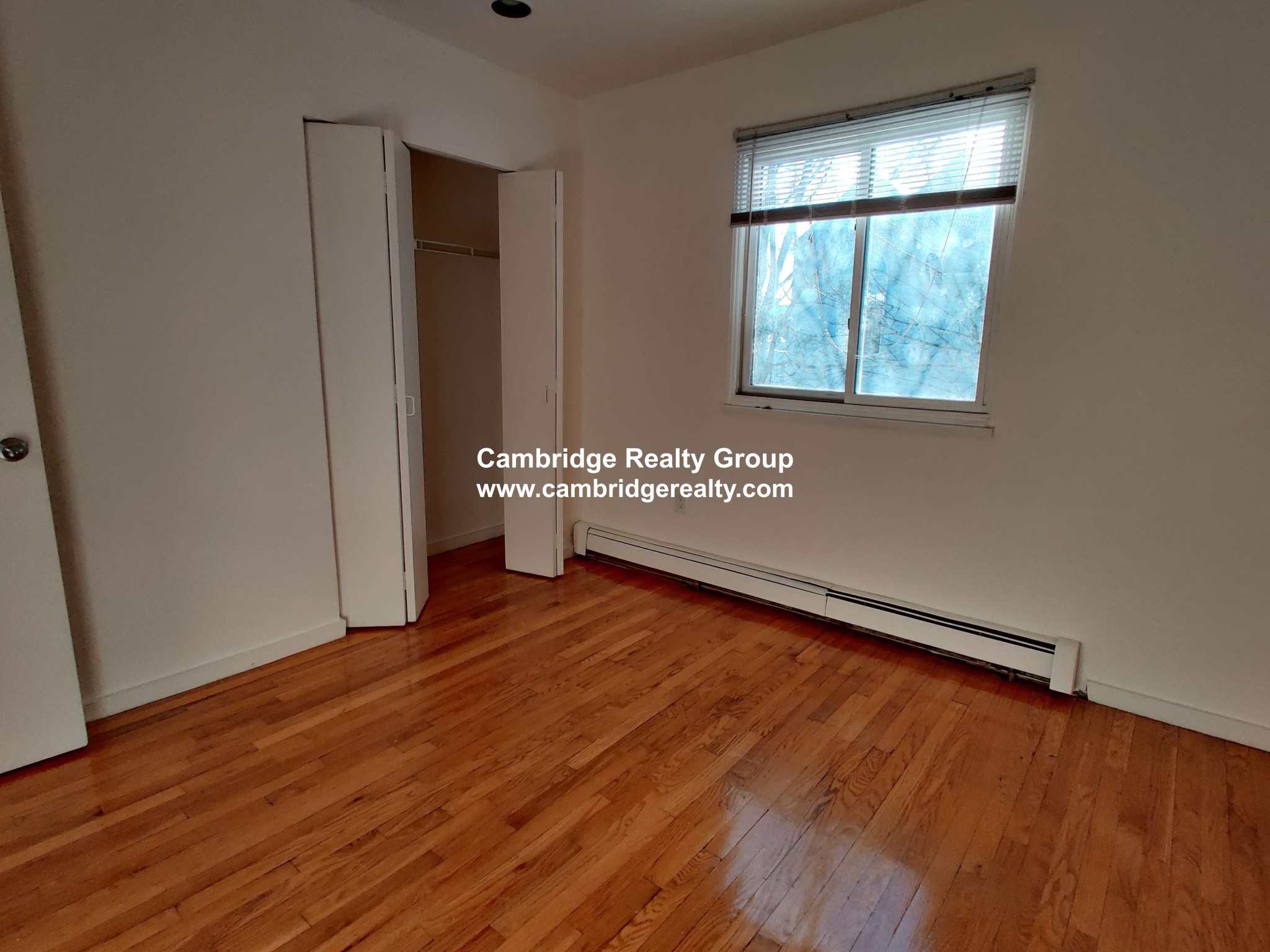 9 Fort Washington Pl, Cambridgeport