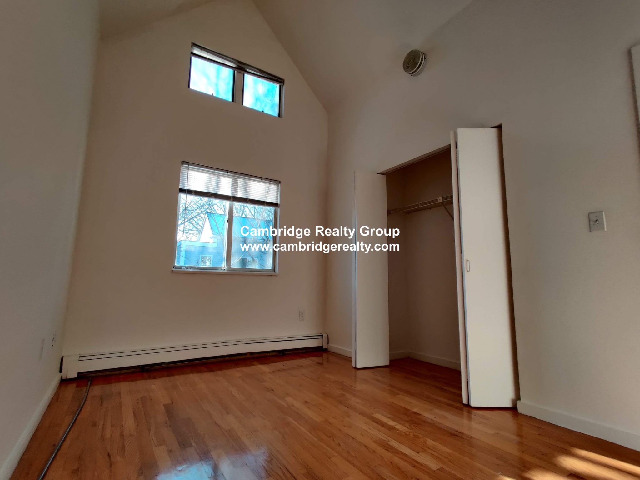 9 Fort Washington Pl, Cambridgeport