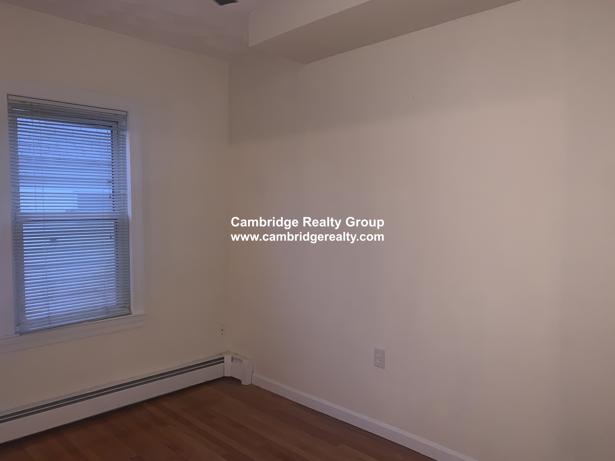 68 Kenmere Rd, Medford