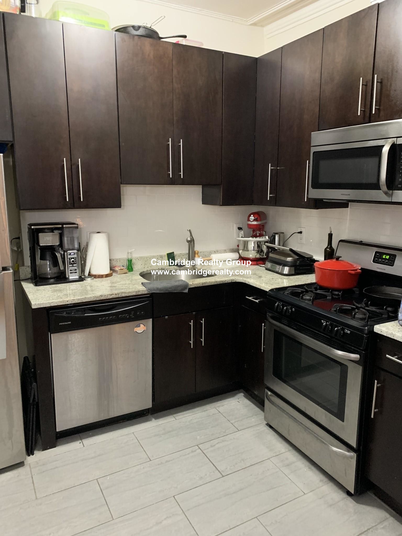 41 Crescent St, Charlestown