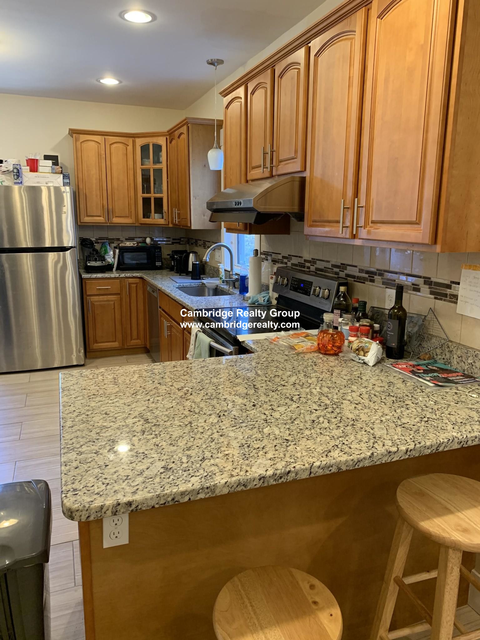 14 Bay State Ave, Powder House Square