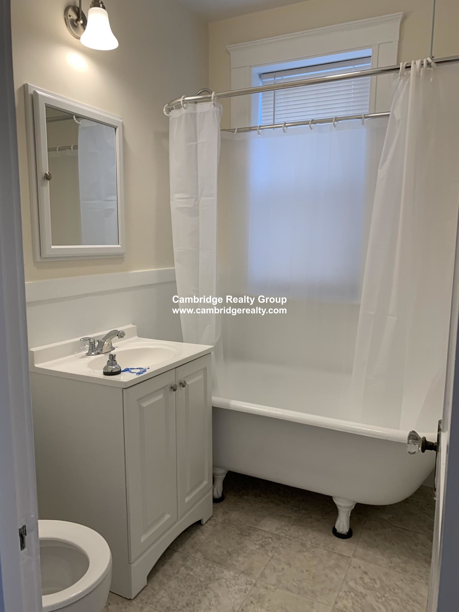 156 158 Summer St, Spring Hill