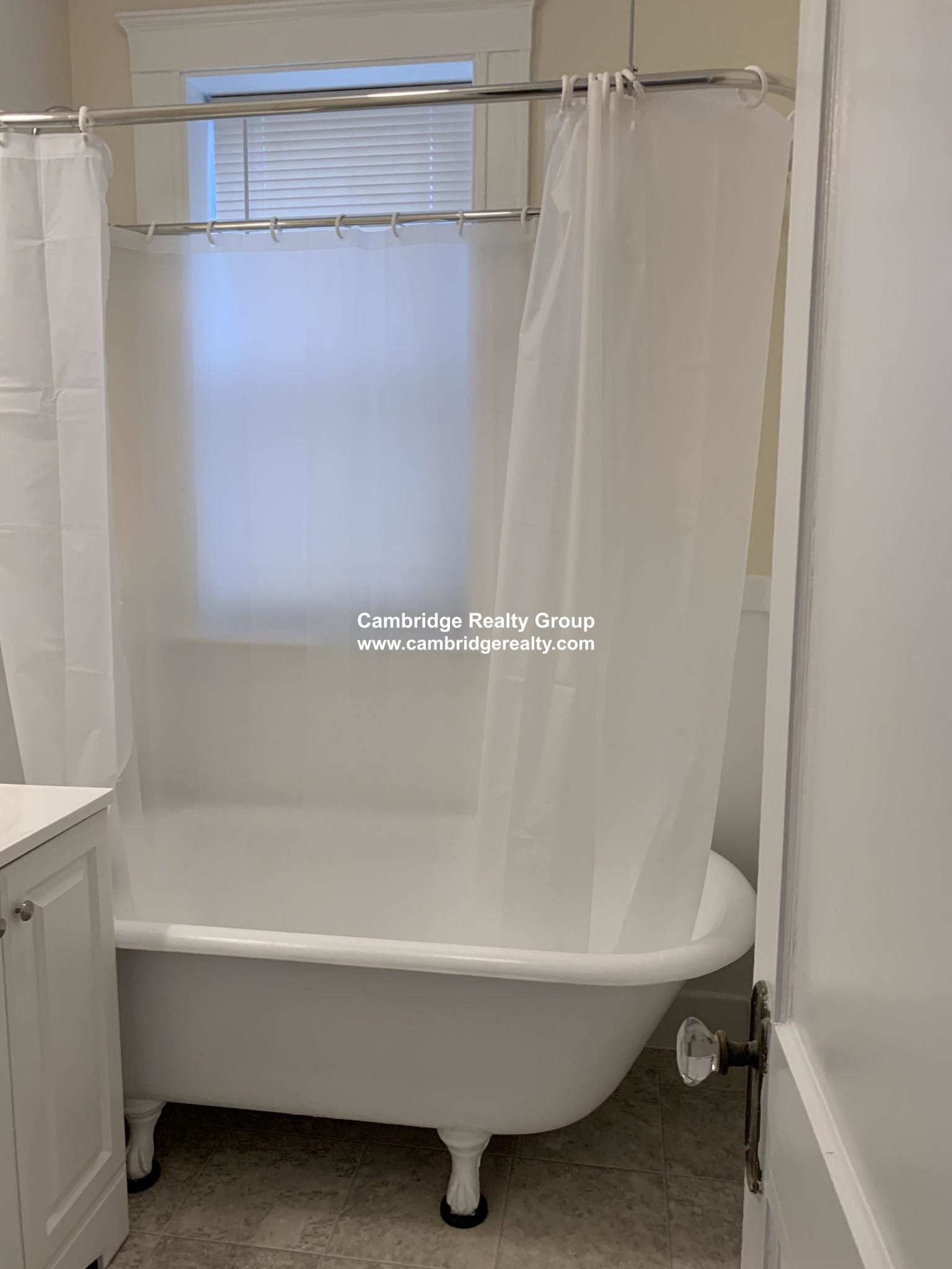 156 158 Summer St, Spring Hill