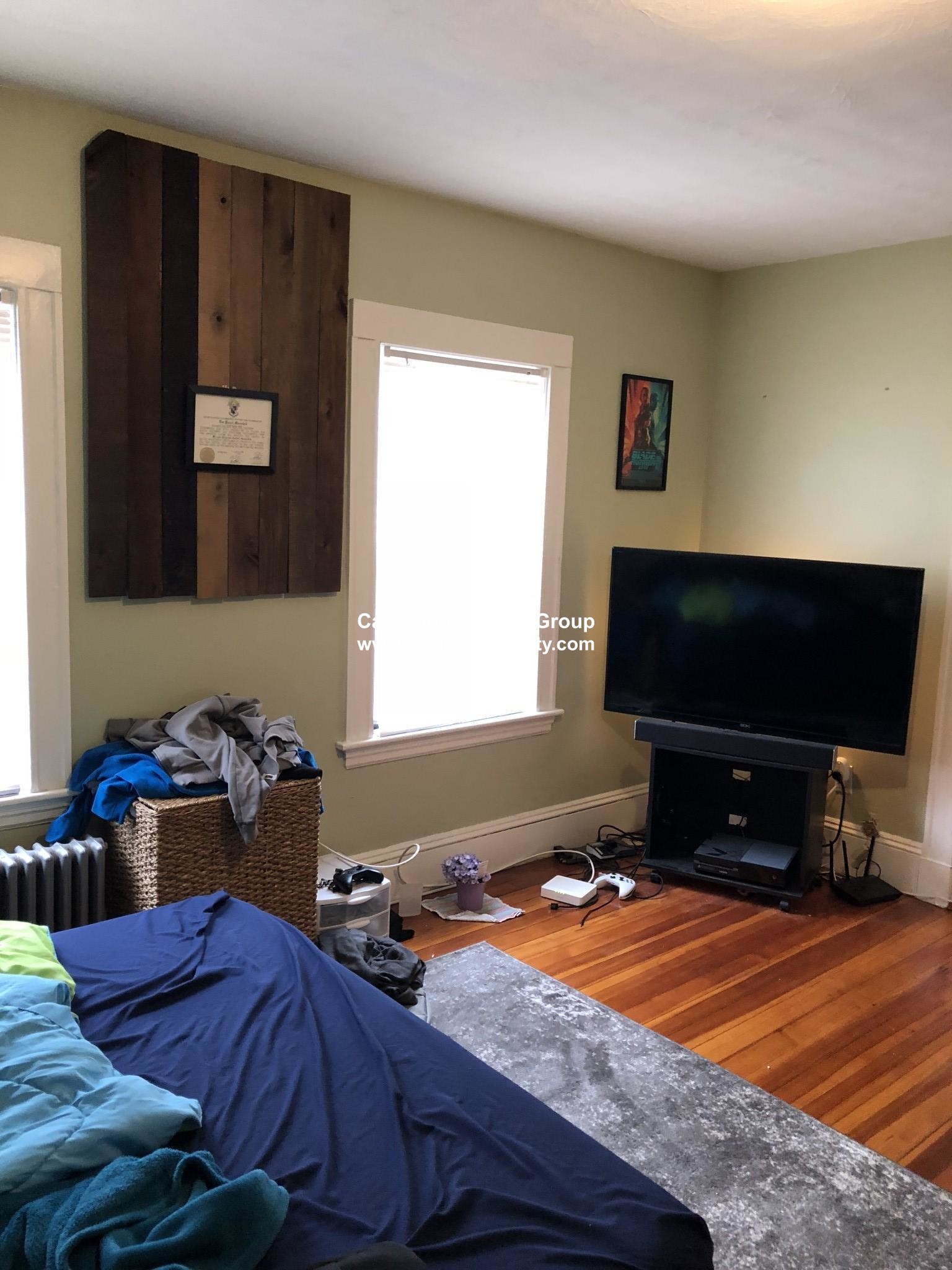 66 Simpson Ave, Tufts