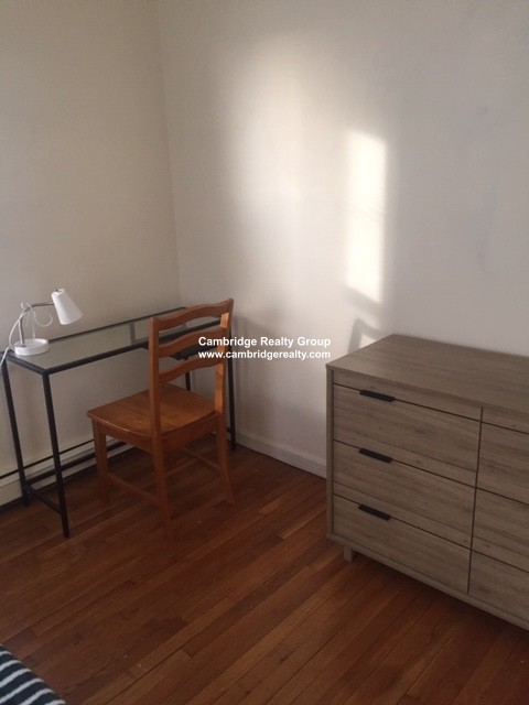 4 bed, 2 bath apartment for rent at 315 Elm St Unit 2, Inman Square — photo 22 of 27