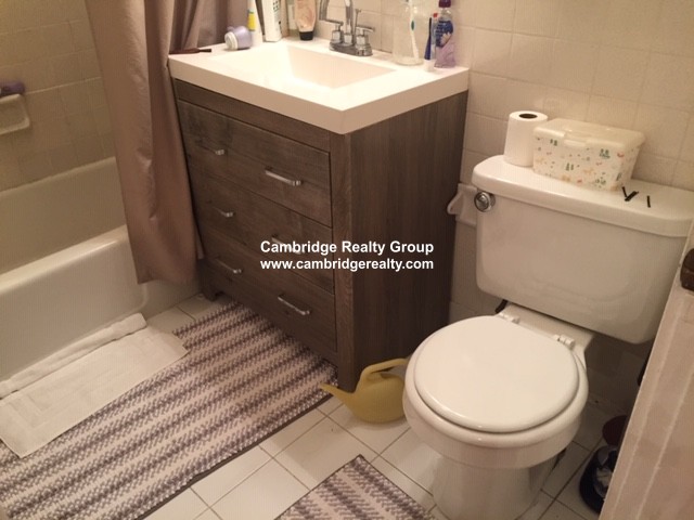 66 Dimick St, Inman Square