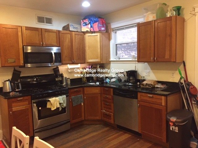 66 Dimick St, Inman Square