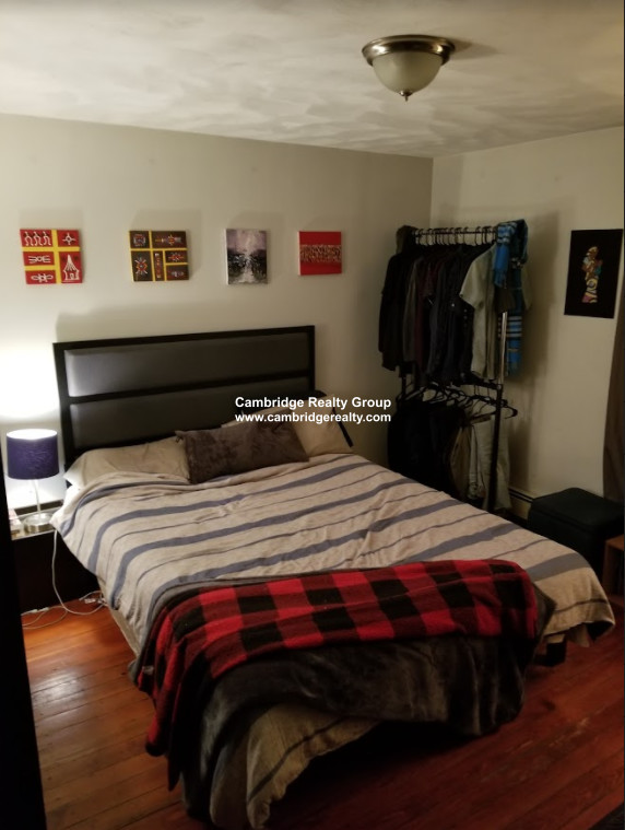 16 18 Valentine St, Cambridgeport