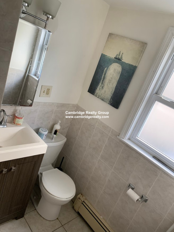 16 18 Valentine St, Cambridgeport