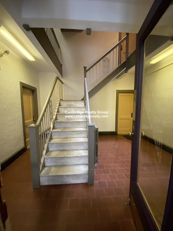 1 bed, 1 bath apartment for rent at 71 Martin St Unit 71-34, Porter Square — photo 10 of 11