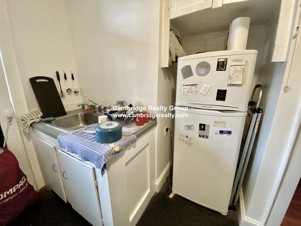 1 bed, 1 bath apartment for rent at 71 Martin St Unit 71-34, Porter Square — photo 7 of 11
