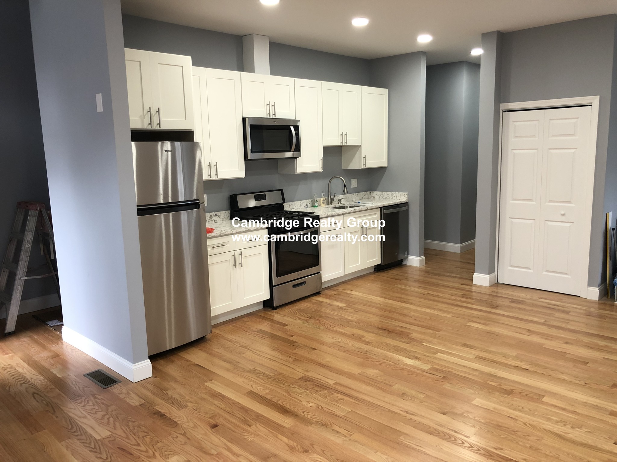 25 1/2 Gore St, East Cambridge