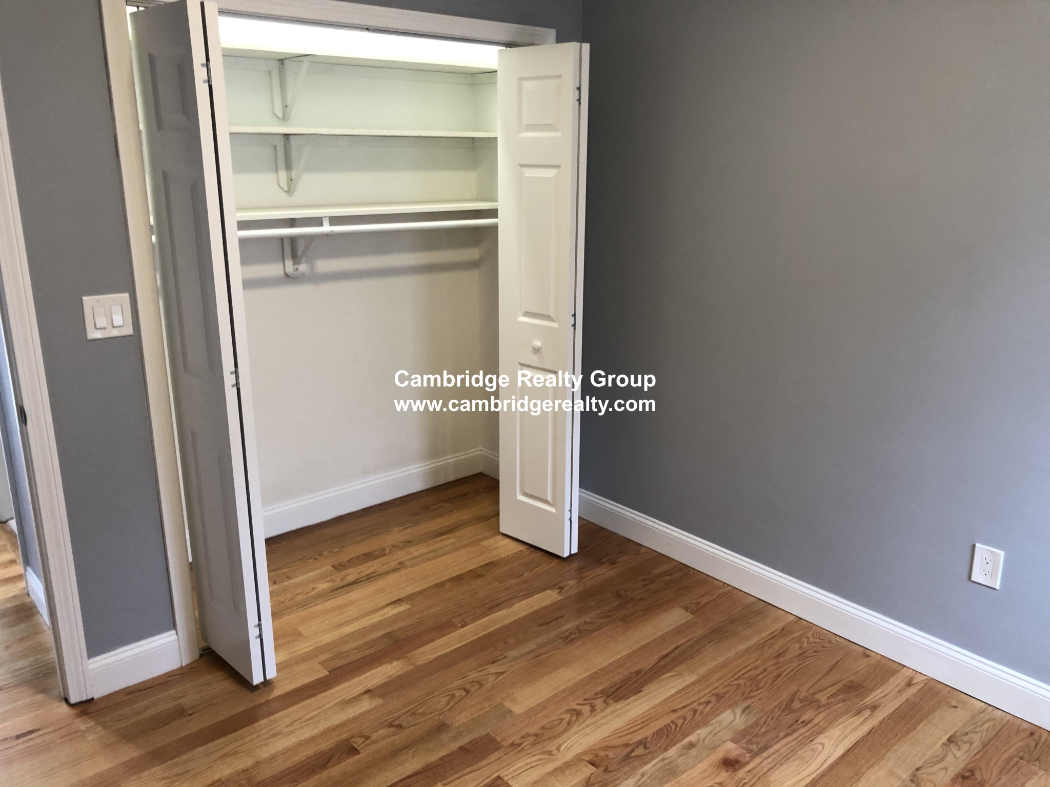 25 1/2 Gore St, East Cambridge