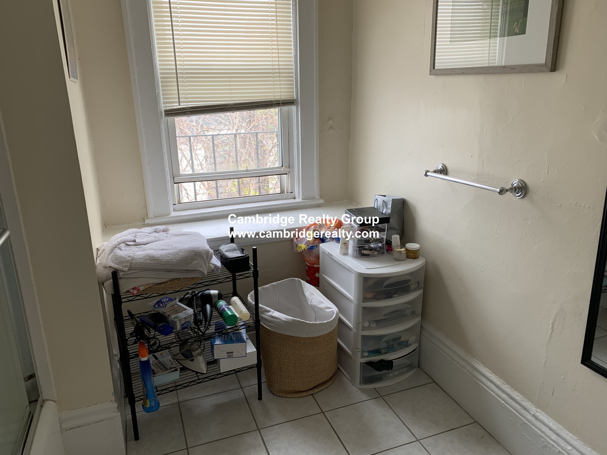 41 Crescent St, Charlestown