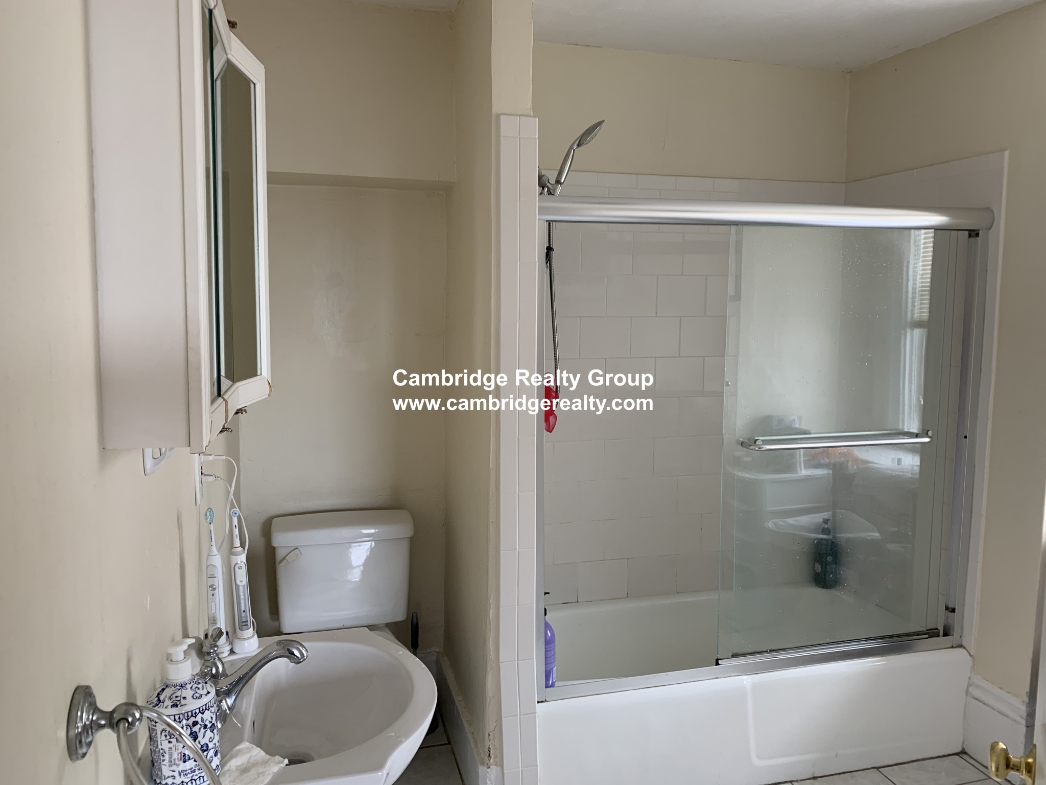 41 Crescent St, Charlestown