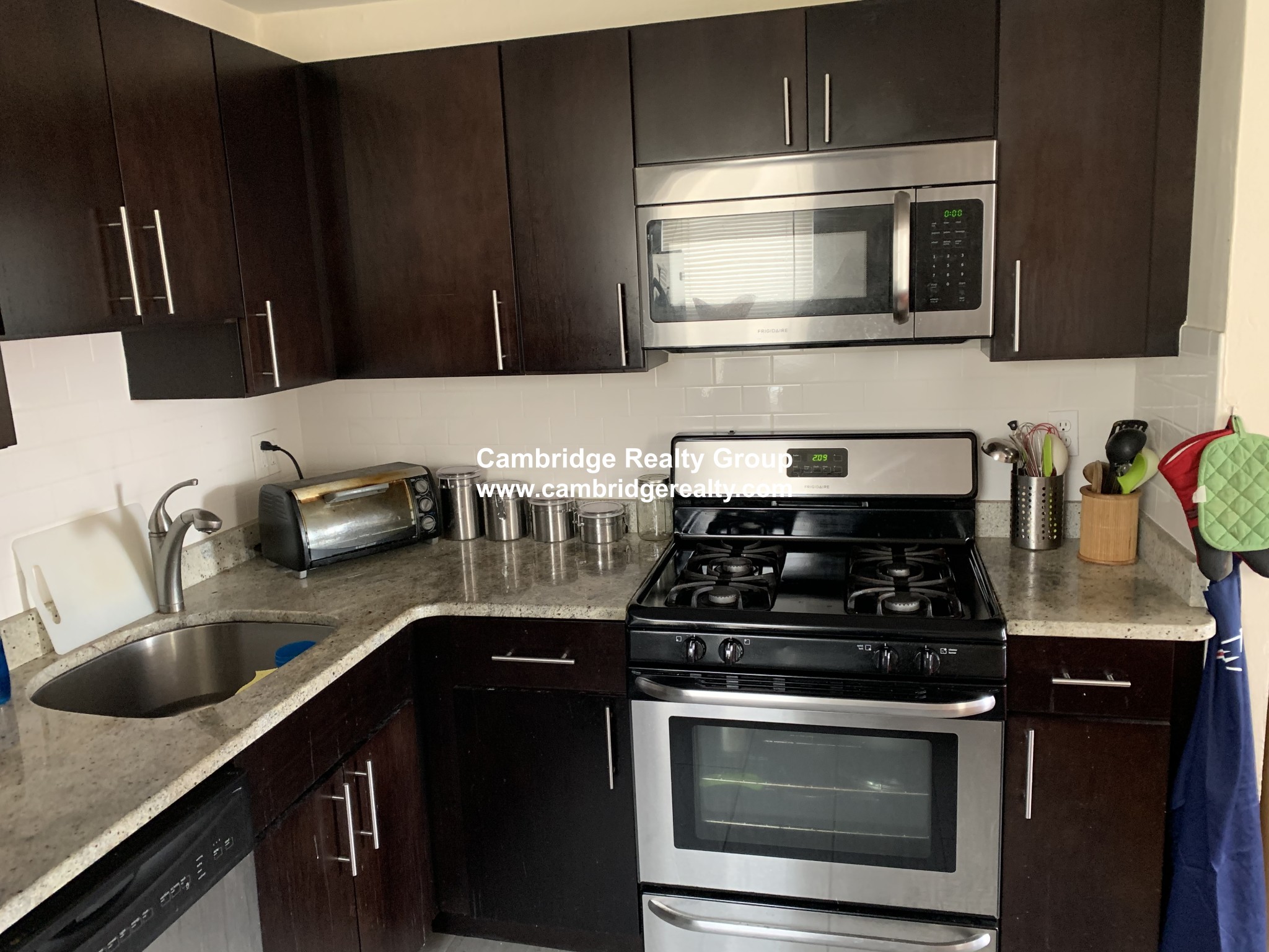 41 Crescent St, Charlestown