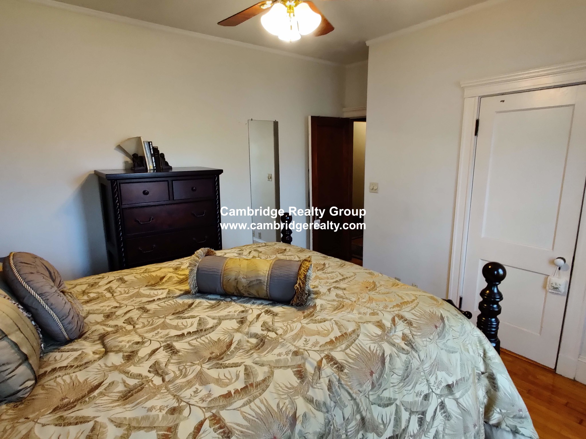 41 Hawthorn St, Harvard Square