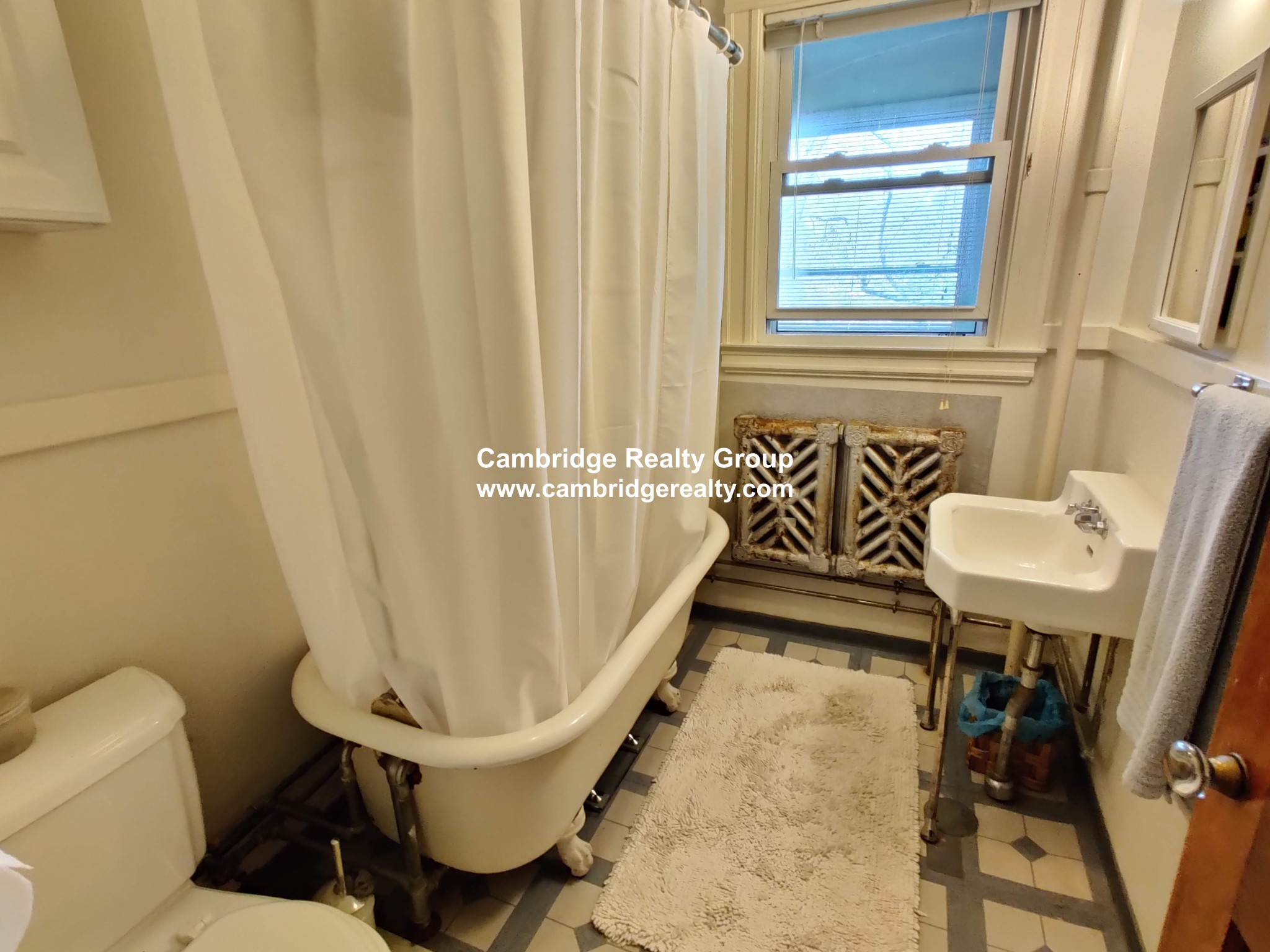 41 Hawthorn St, Harvard Square