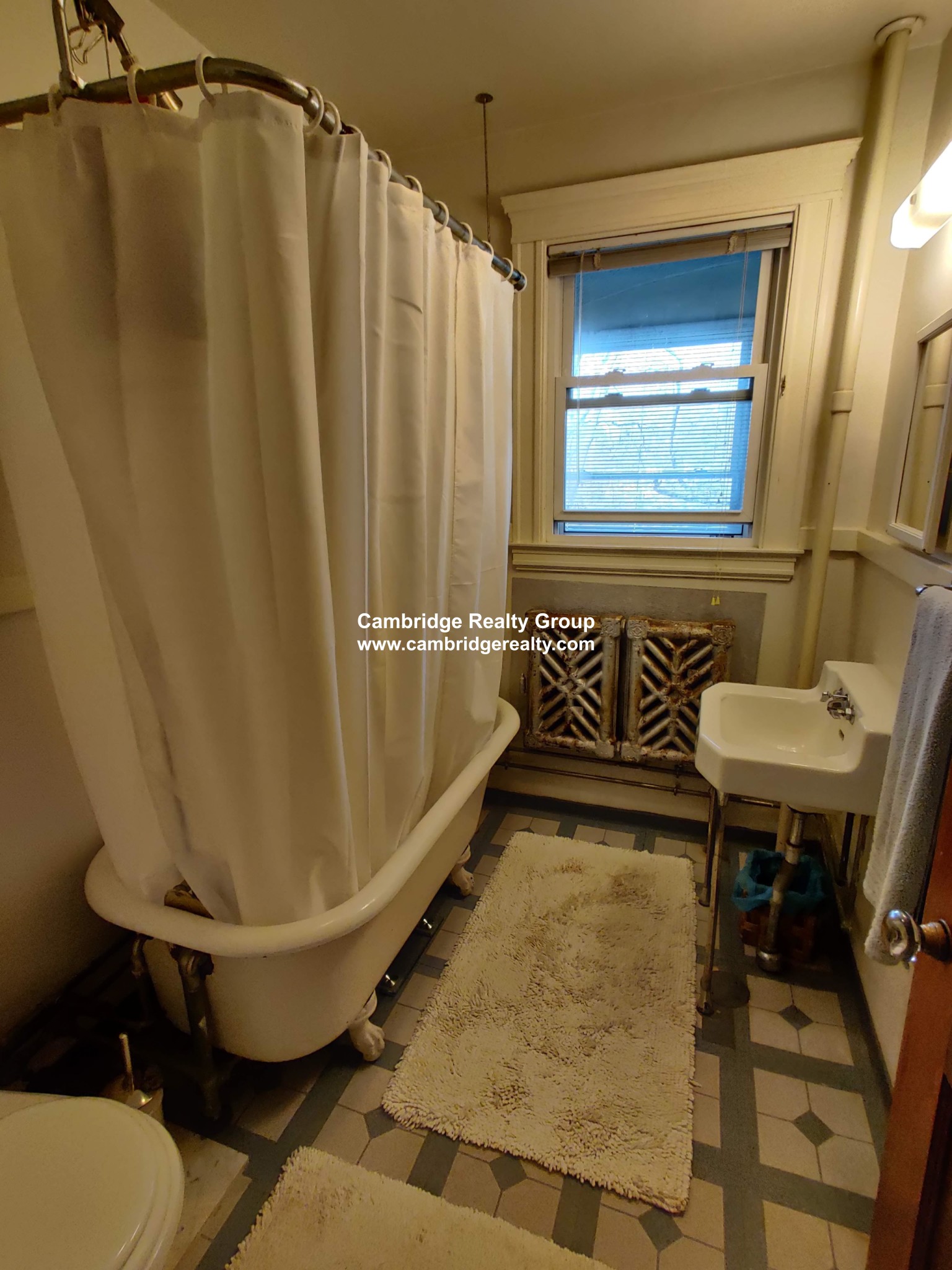 41 Hawthorn St, Harvard Square