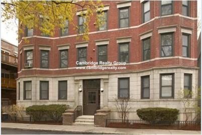 3 bed, 1 bath apartment for rent at 12 Prince St Unit 2, Cambridgeport — photo 12 of 12