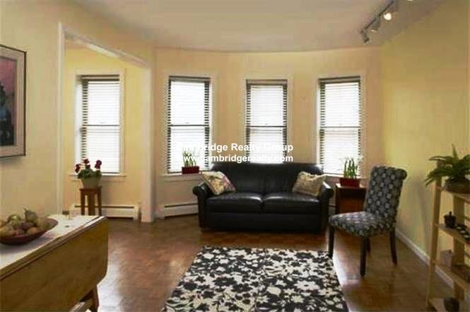 3 bed, 1 bath apartment for rent at 12 Prince St Unit 2, Cambridgeport — photo 11 of 12