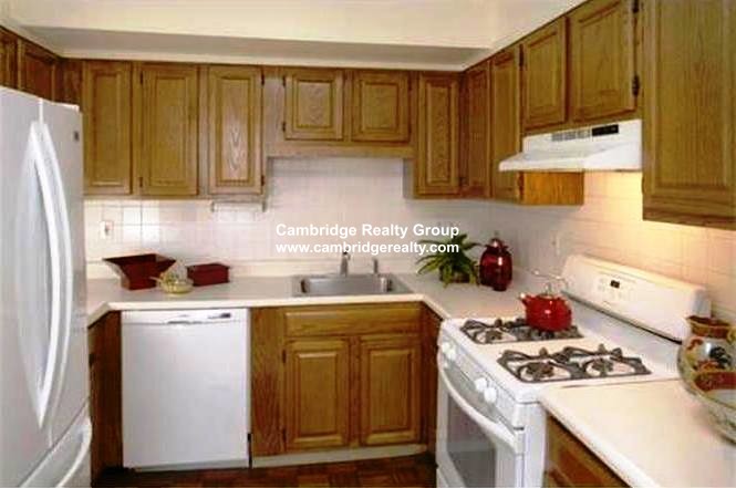 3 bed, 1 bath apartment for rent at 12 Prince St Unit 2, Cambridgeport — photo 9 of 12