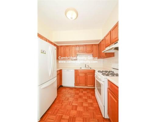 3 bed, 1 bath apartment for rent at 12 Prince St Unit 2, Cambridgeport — photo 5 of 12