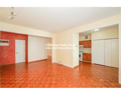 3 bed, 1 bath apartment for rent at 12 Prince St Unit 2, Cambridgeport — photo 4 of 12