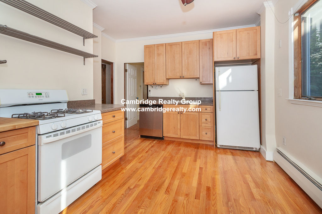 3 bed, 1.5 bath apartment for rent at 77 Amory St Unit 1, Inman Square — photo 1 of 12