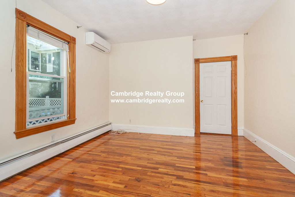 3 bed, 1.5 bath apartment for rent at 77 Amory St Unit 1, Inman Square — photo 4 of 12