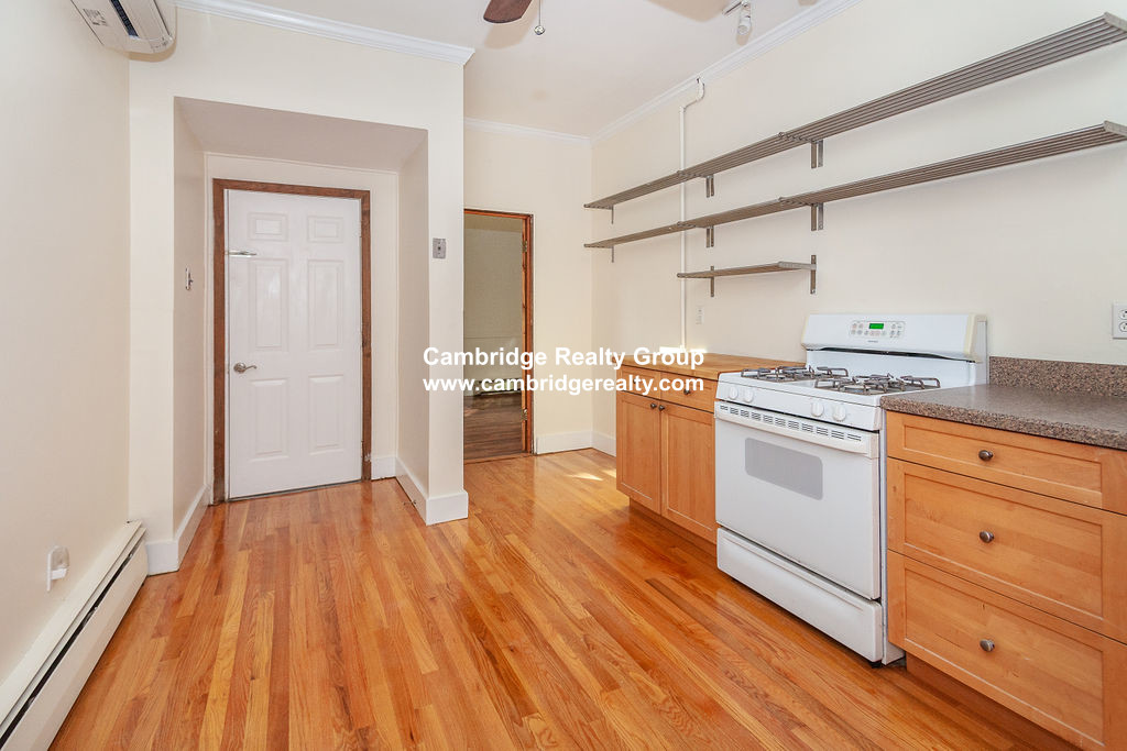3 bed, 1.5 bath apartment for rent at 77 Amory St Unit 1, Inman Square — photo 3 of 12
