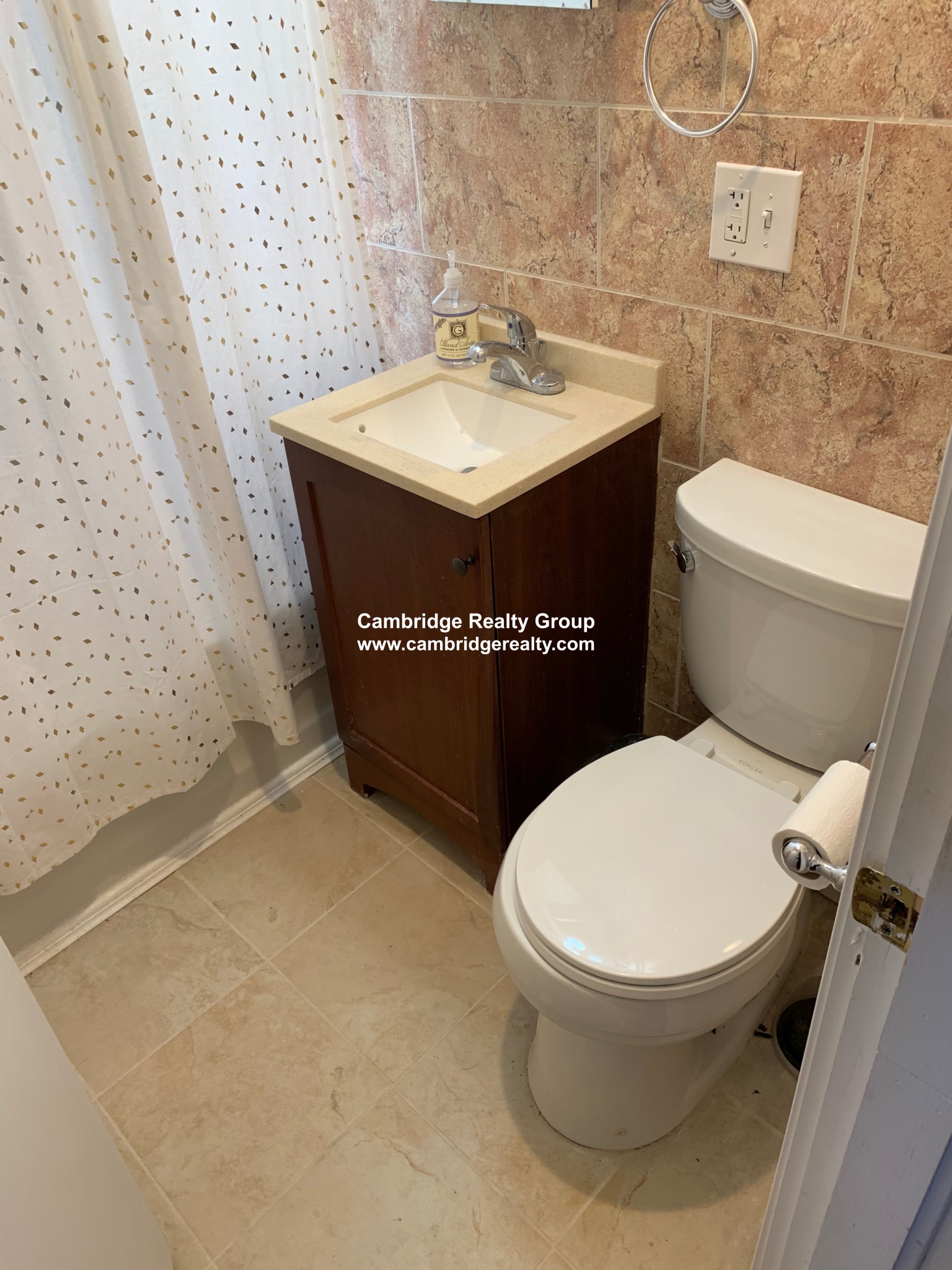 3 bed, 1 bath apartment for rent at 49 Porter Rd Unit 1, Porter Square — photo 3 of 16