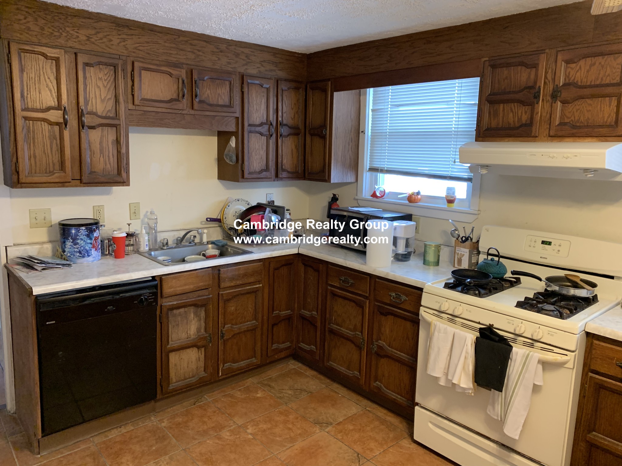 3 bed, 1 bath apartment for rent at 49 Porter Rd Unit 1, Porter Square