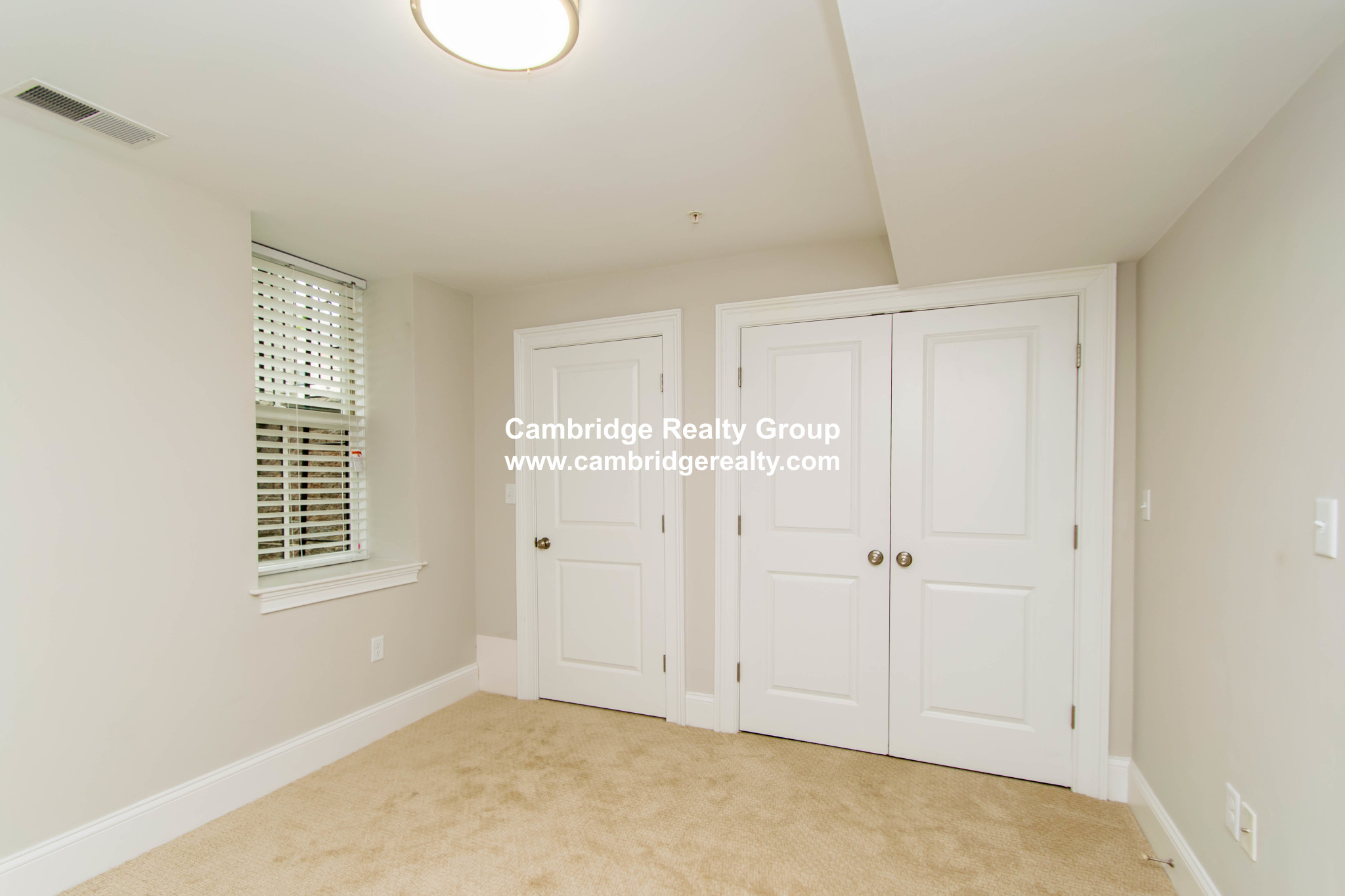 126 Columbia St, The Port