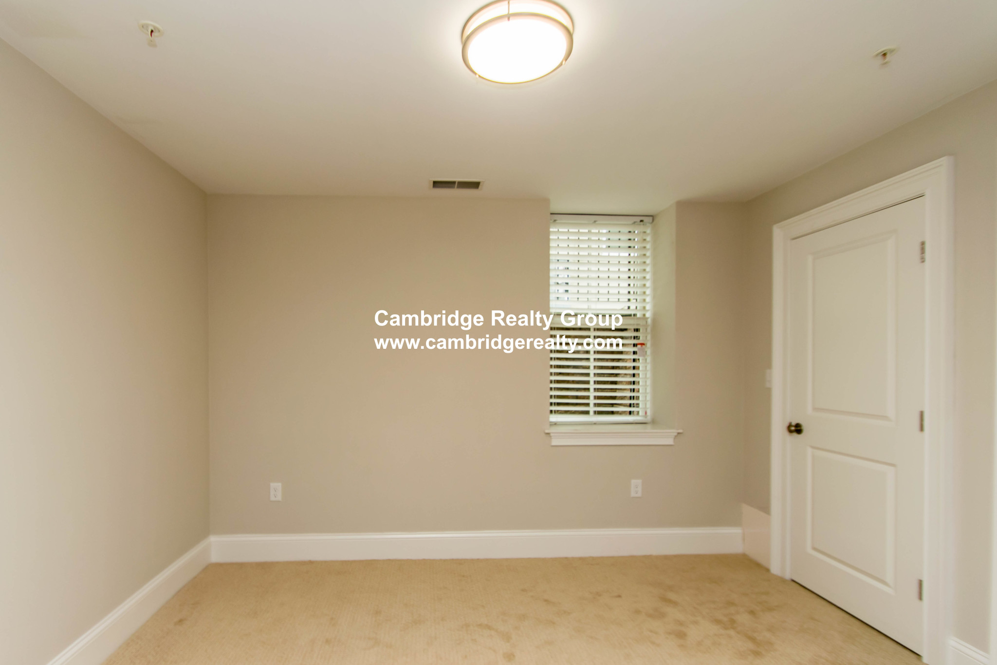 126 Columbia St, The Port