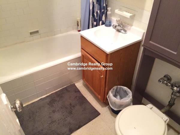 1610 Massachusetts Ave, Harvard Square