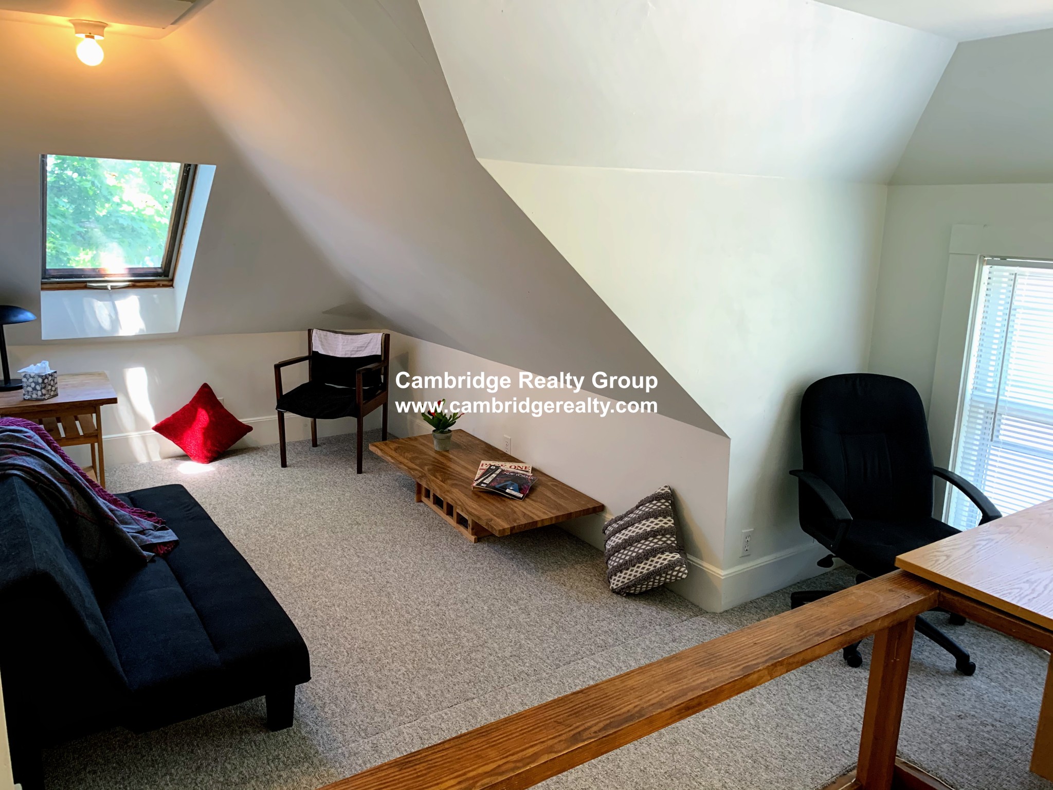 13 Huron Ave, Neighborhood Nine