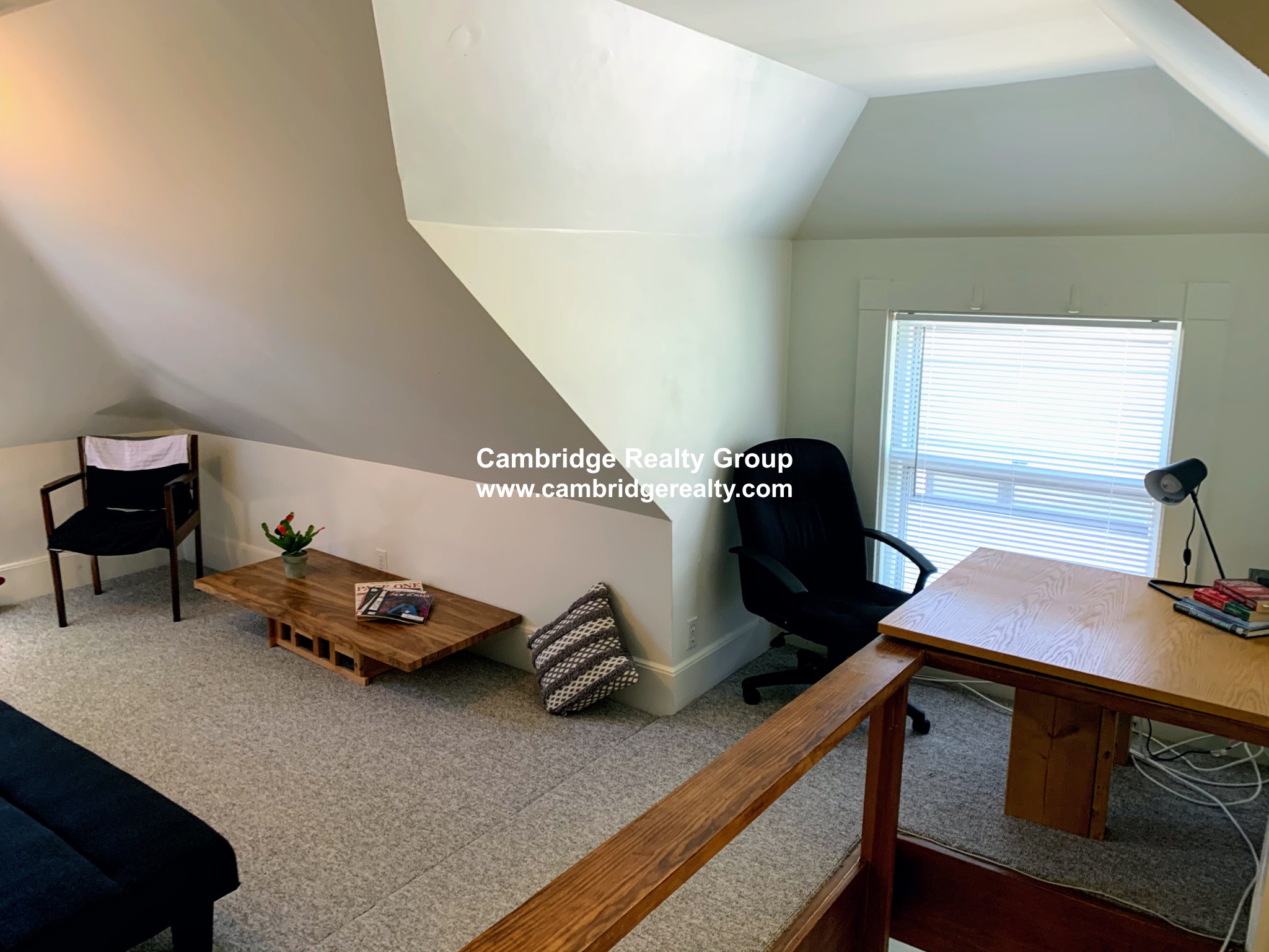 13 Huron Ave, Neighborhood Nine