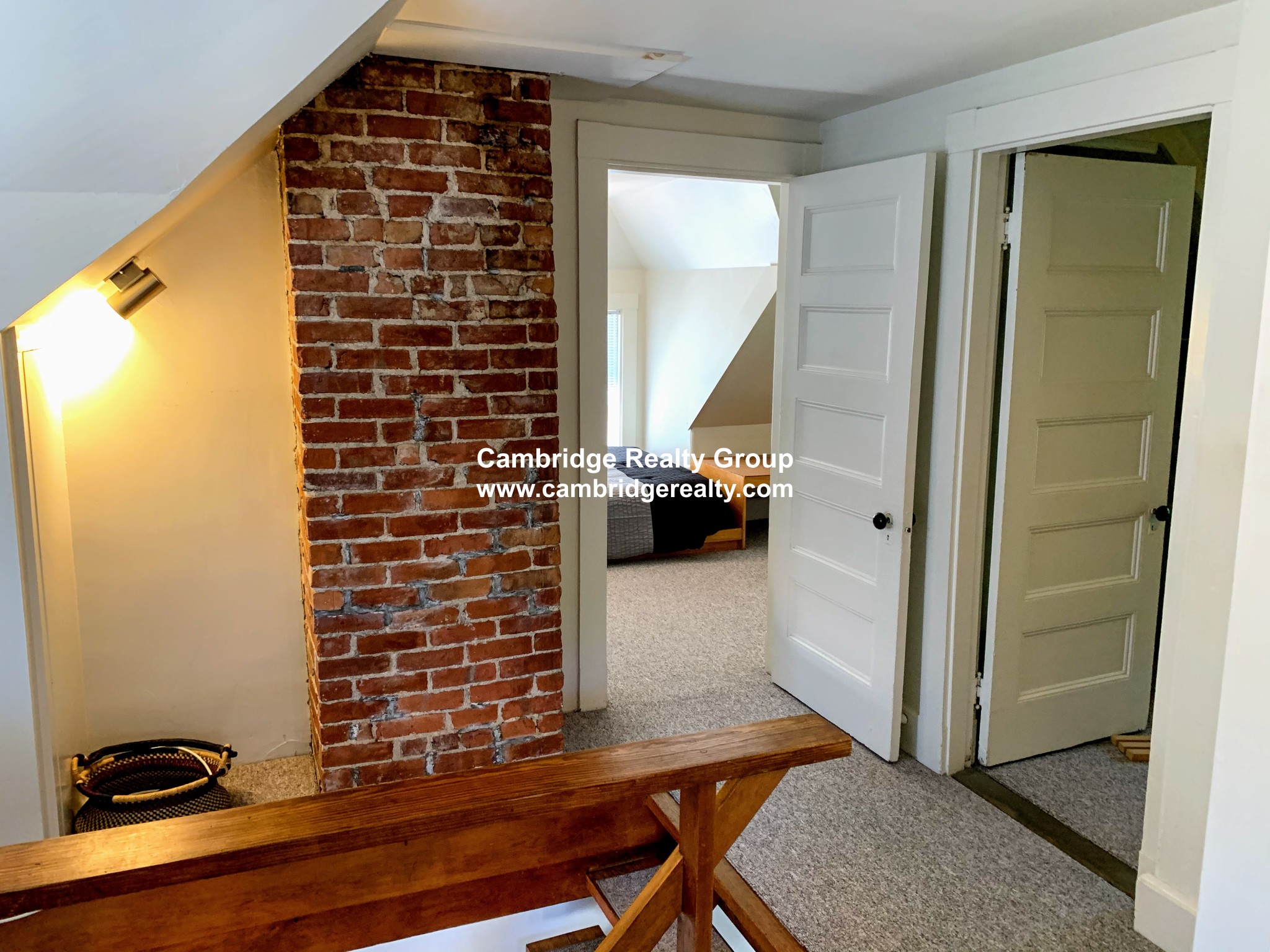 13 Huron Ave, Neighborhood Nine