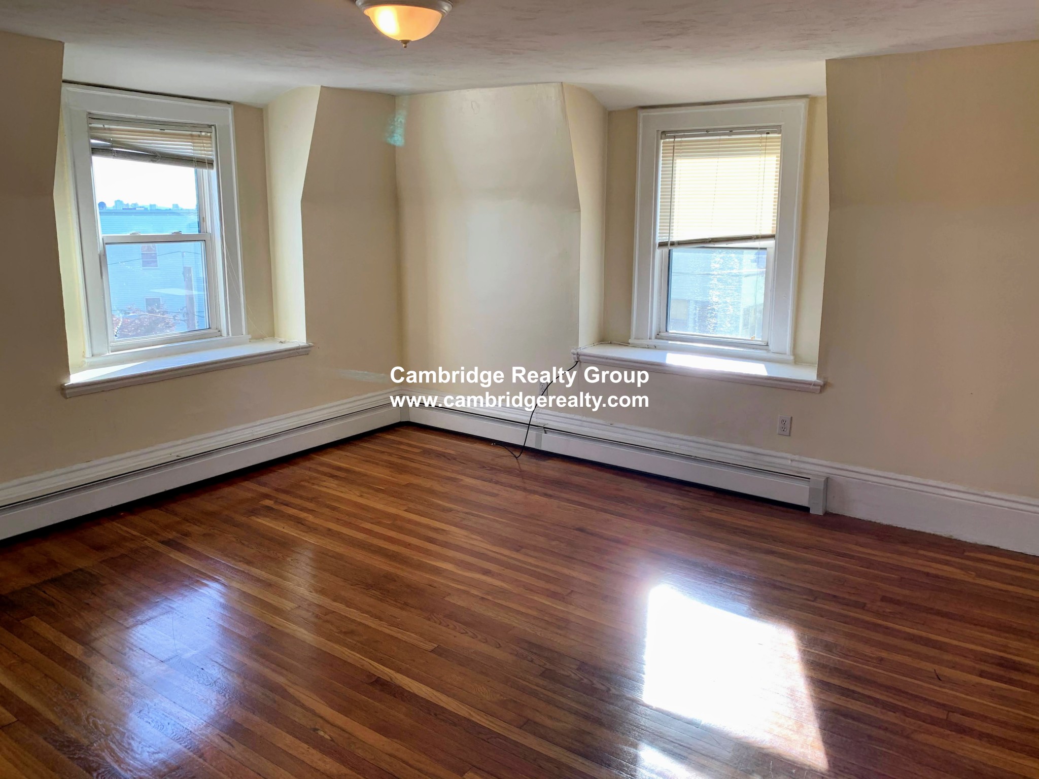 41 Crescent St, Charlestown