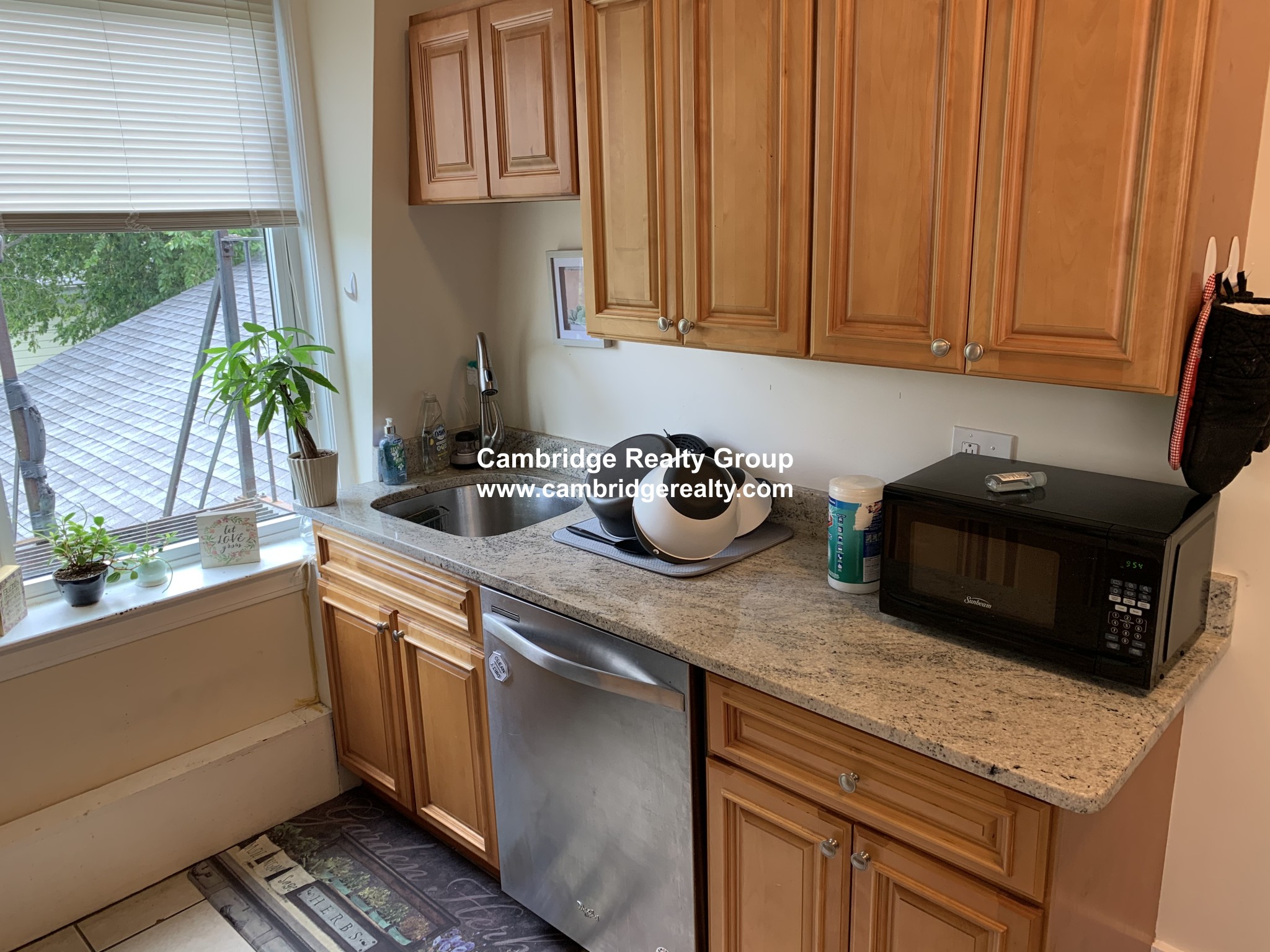 387 Somerville Ave, Union Square