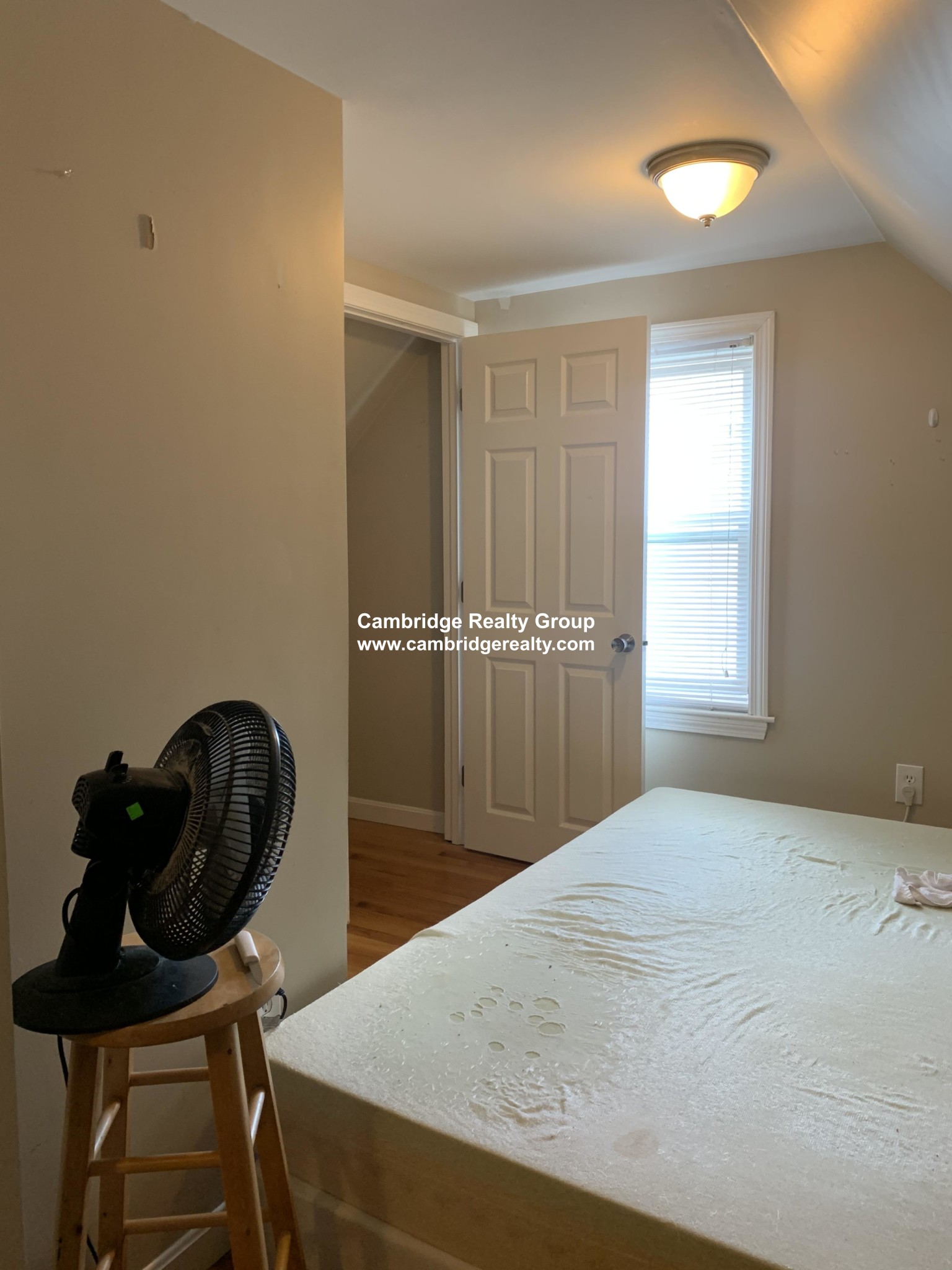 515 Medford St, Ball Square