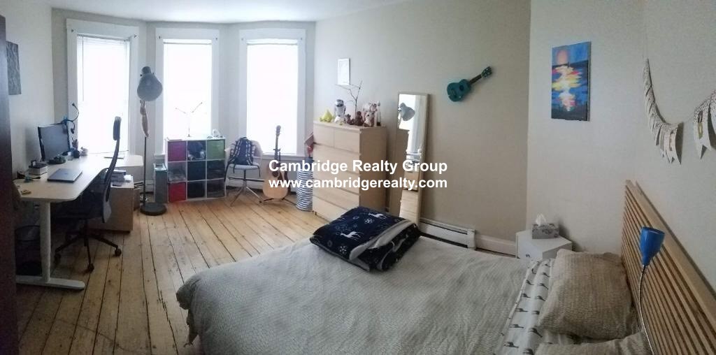 64 Pleasant St, Cambridgeport