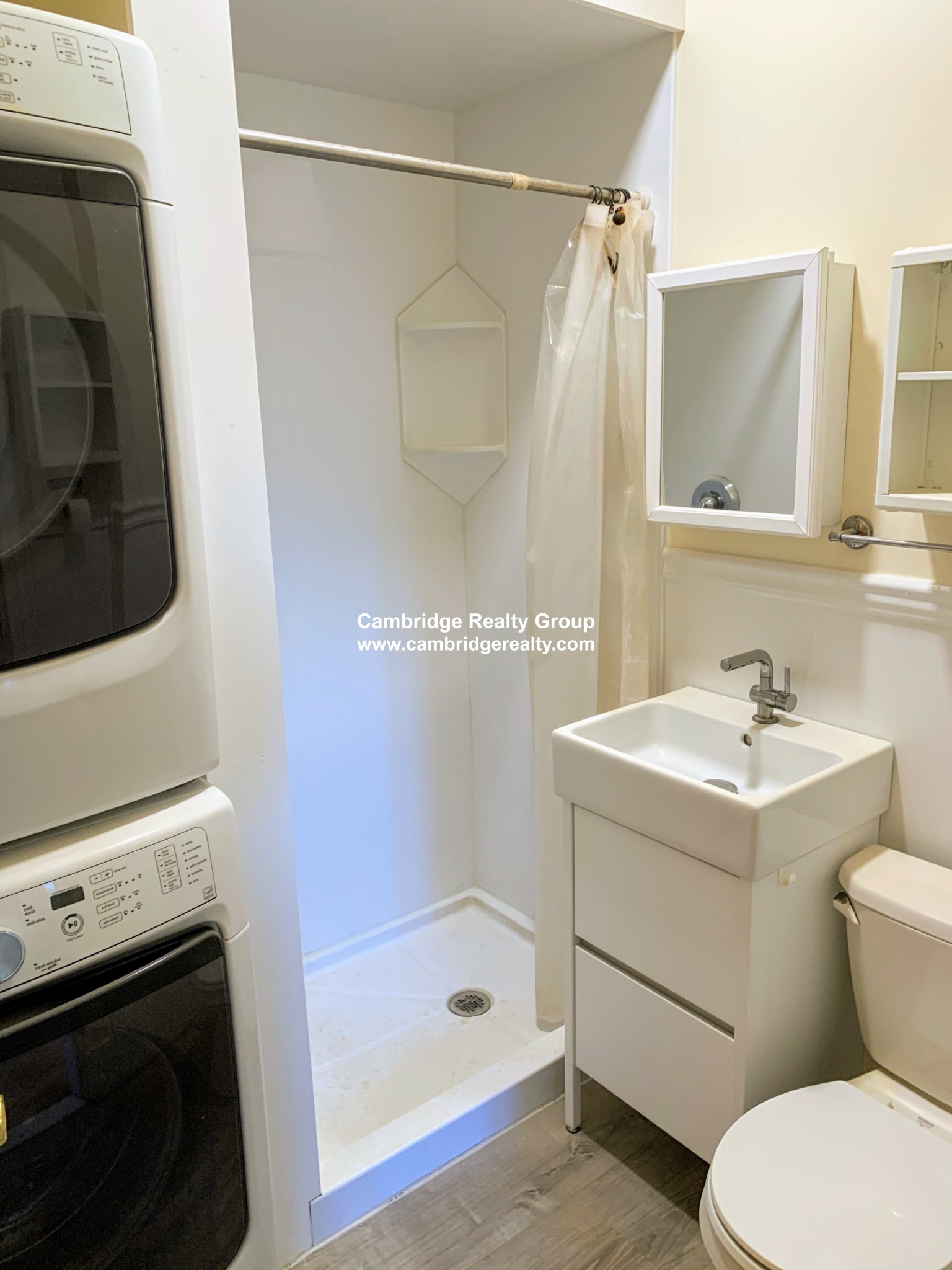 368 Washington St, Ward Two