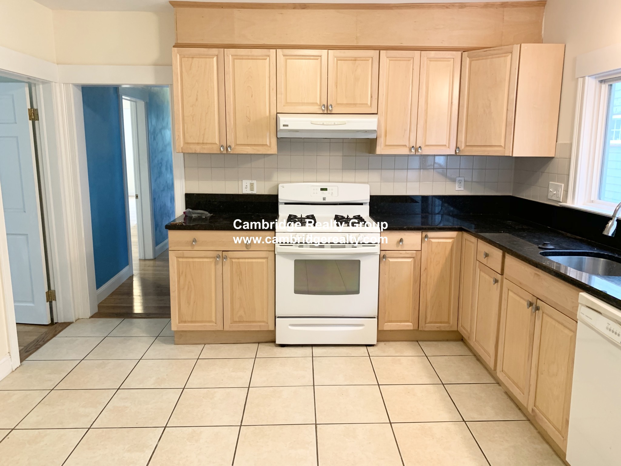 3 bed, 1 bath apartment for rent at 11 Lewis St Unit 1, Inman Square — photo 2 of 17