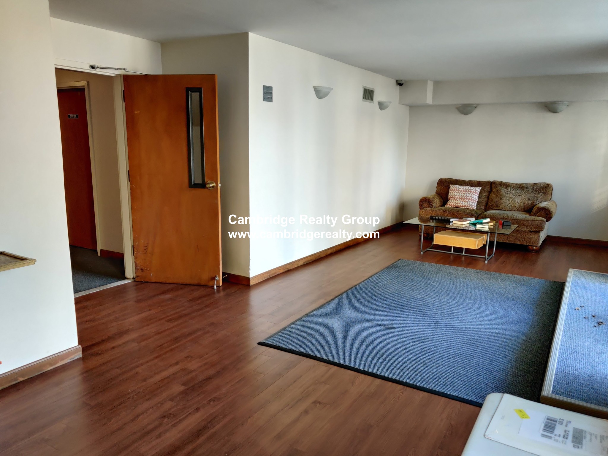 154 Cedar St, Powder House Square