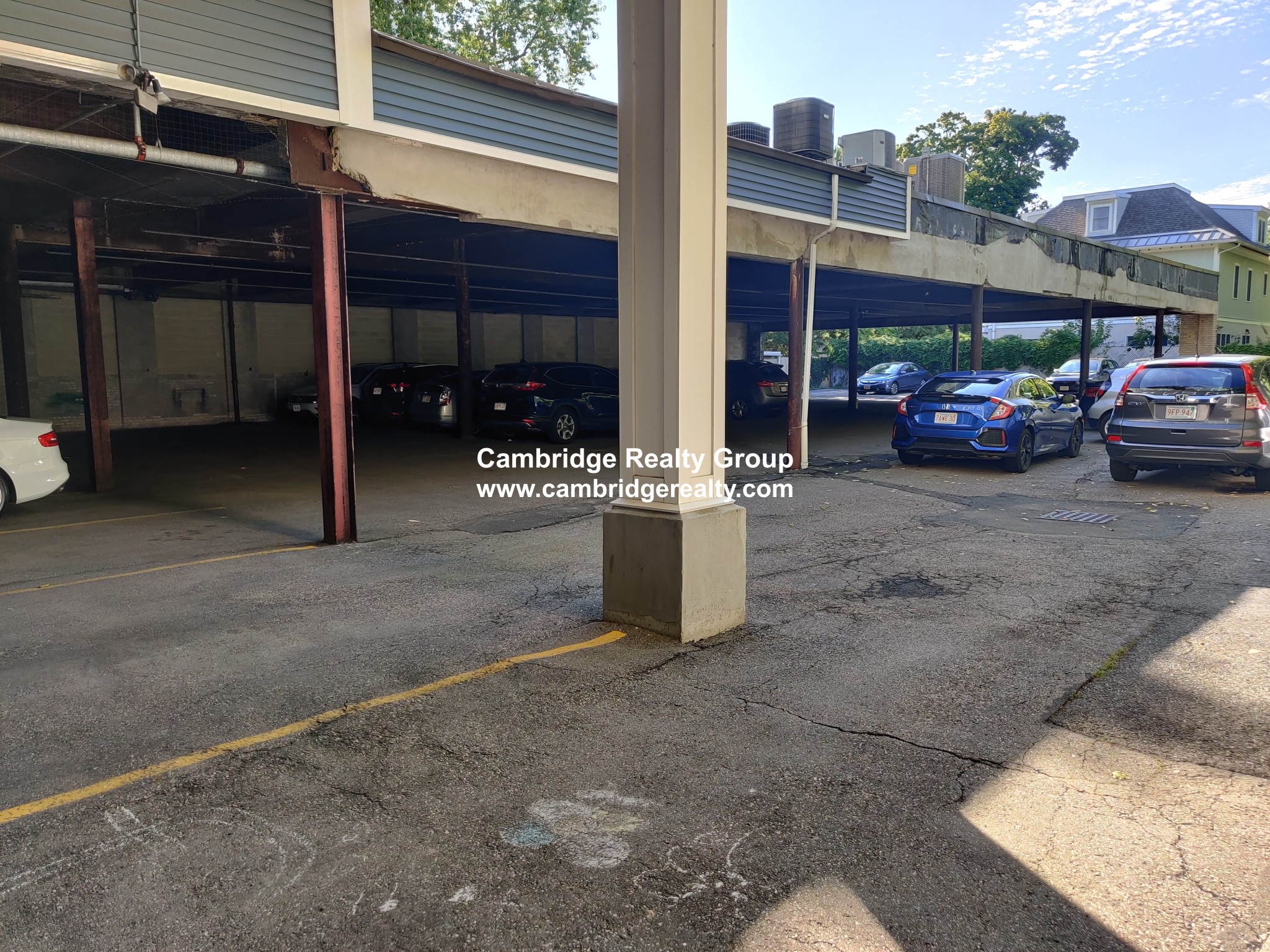 154 Cedar St, Powder House Square