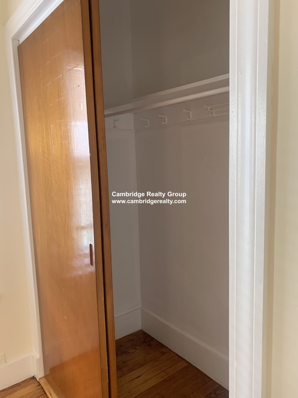 19 Burnside Ave, Davis Square