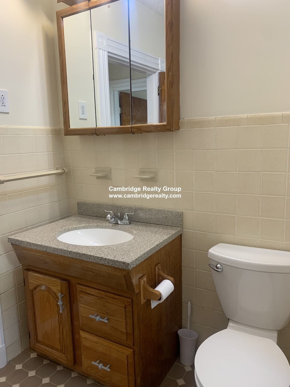 19 Burnside Ave, Davis Square